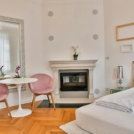 Wosching Haus Roemer Living 아파트 메라노