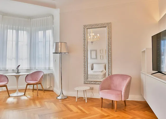 Apartment Wosching Haus Roemer Living Merano